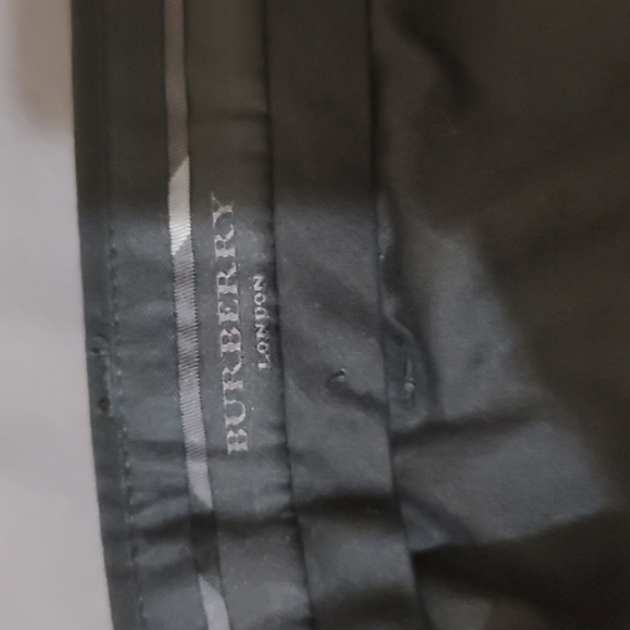 Burberry london men's suit Authentic - Picture 7 of 9